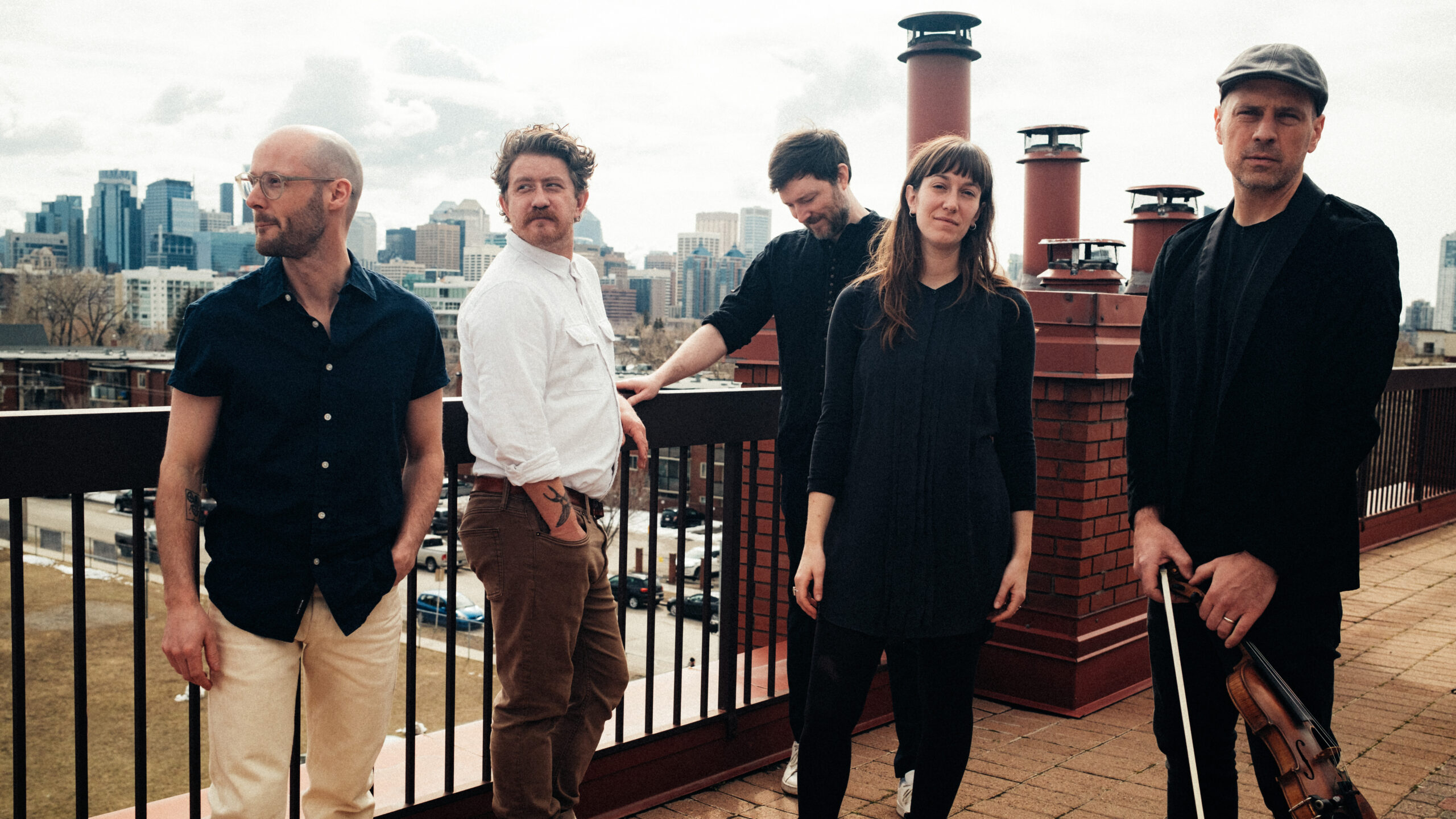 The Fretless feat. Madeleine Roger